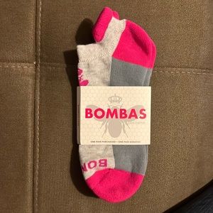 NWT bombas ankle socks pink and gray multiple sizes